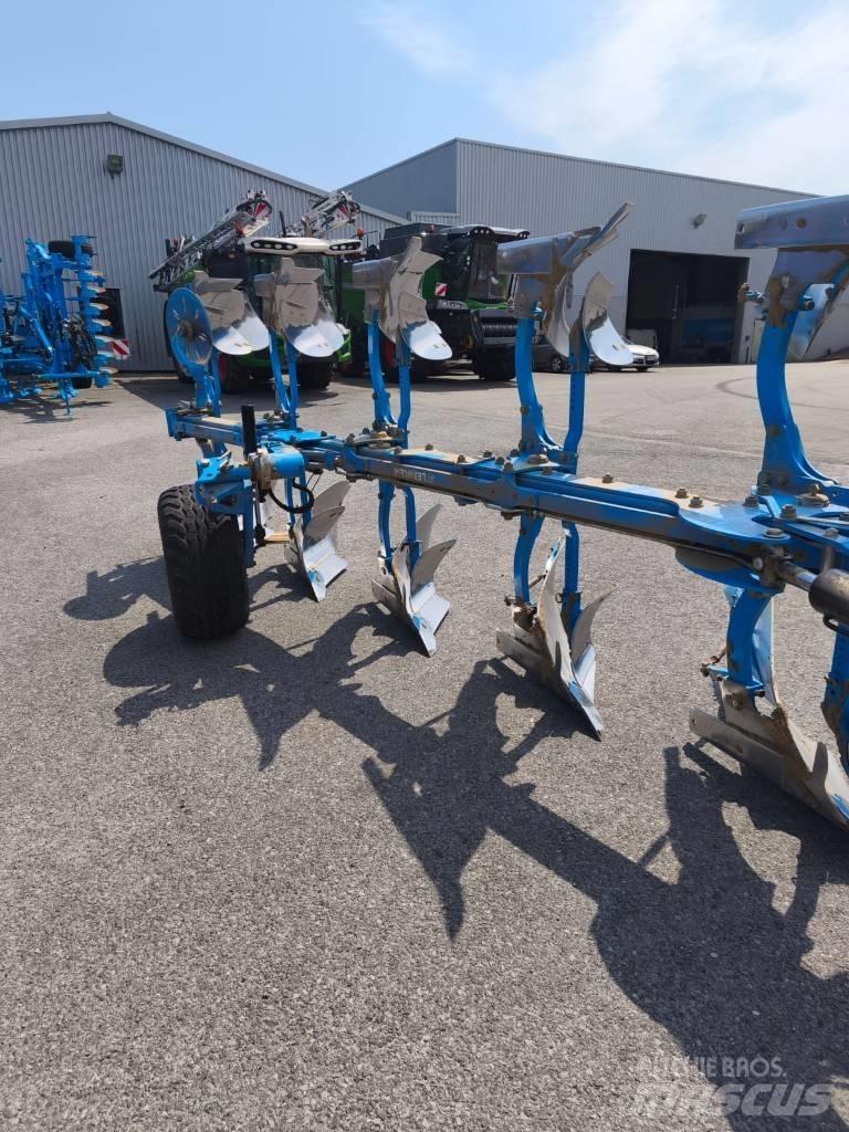 Lemken Juwel 7 リバーシブルプラウ