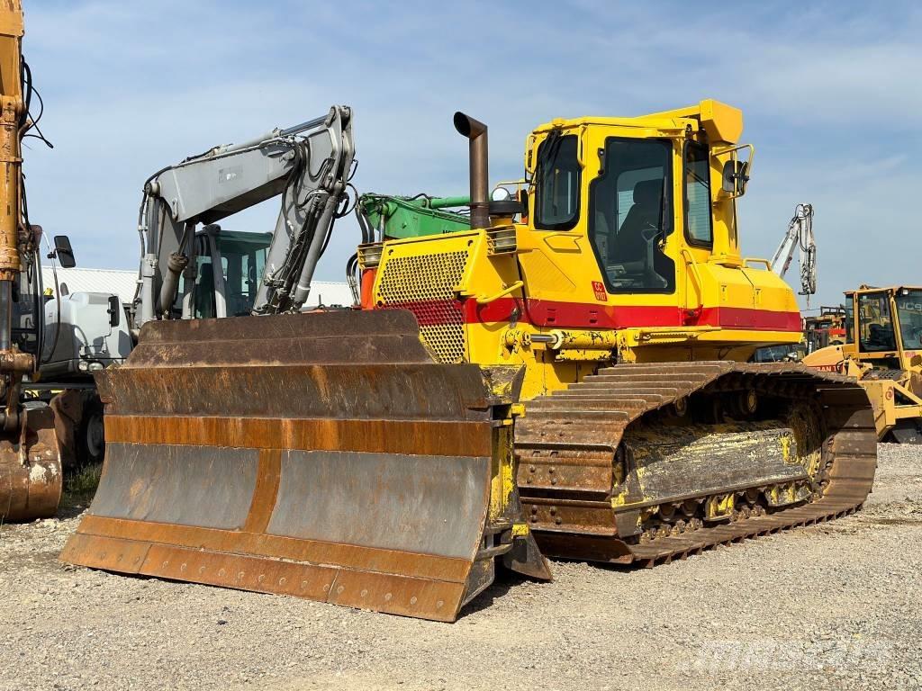 Komatsu D61PX-15EO ブルドーザー