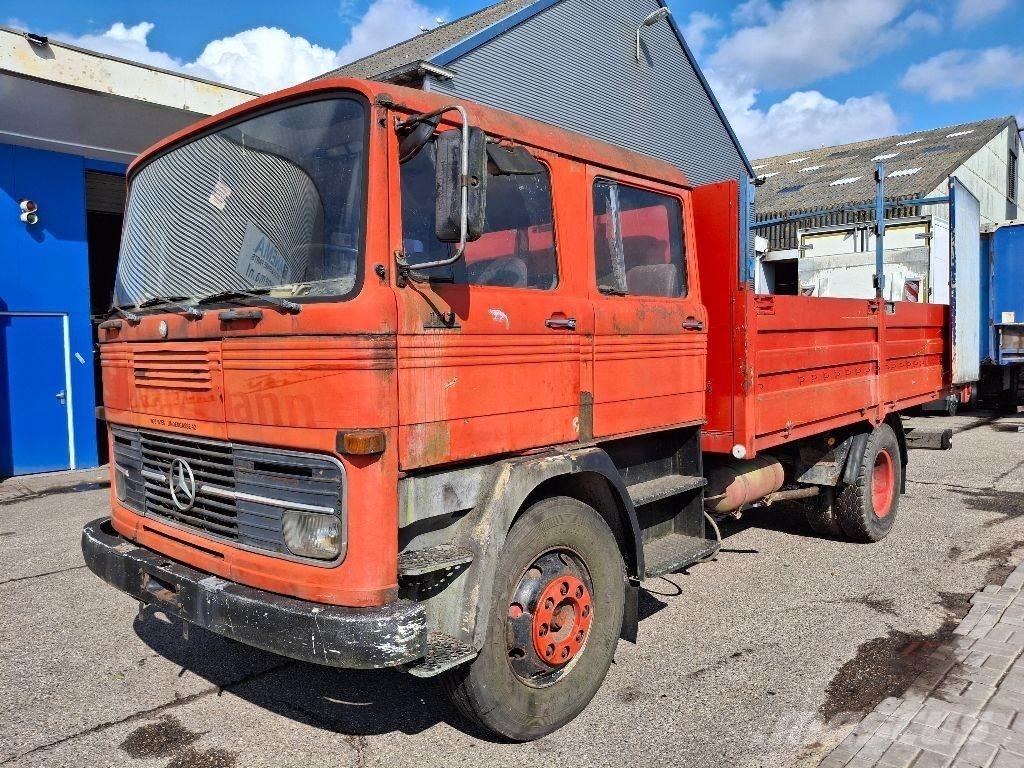 Mercedes-Benz 1113 キャブ付きシャーシ