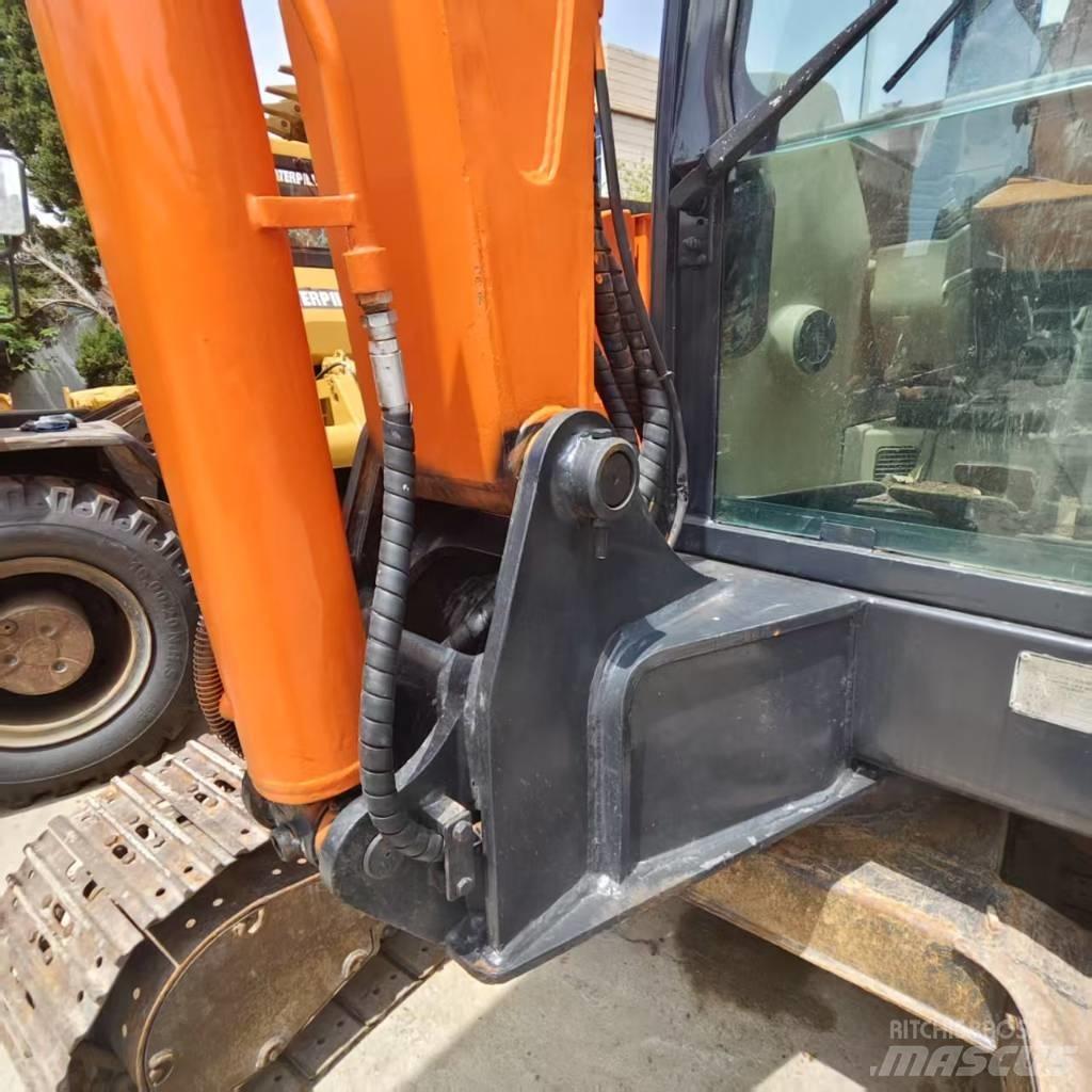 Doosan DH 60-7 ミニ油圧ショベル 7t以下（ミニユンボ・ミニディガー）