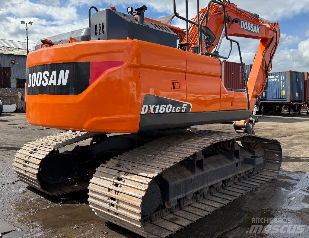 Doosan DX160LC-5 大型油圧ショベル12t以上（パワーショベル・ユンボ）