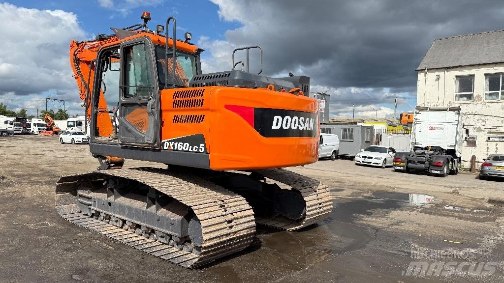 Doosan DX160LC-5 大型油圧ショベル12t以上（パワーショベル・ユンボ）