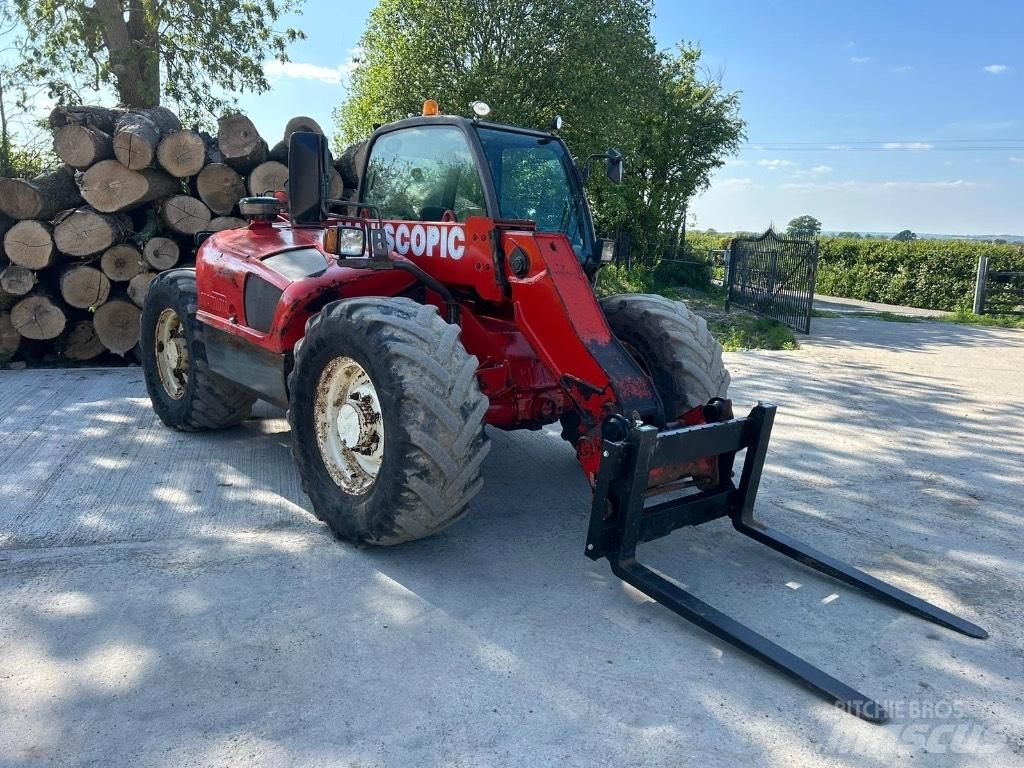 Manitou MLT 629 農業用テレハンドラー