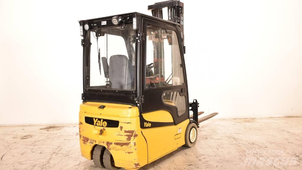 Yale ERP 20 VTLWB バッテリーフォークリフト