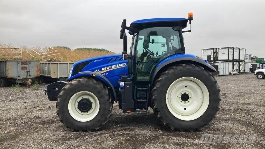 New Holland T6.155 トラクター