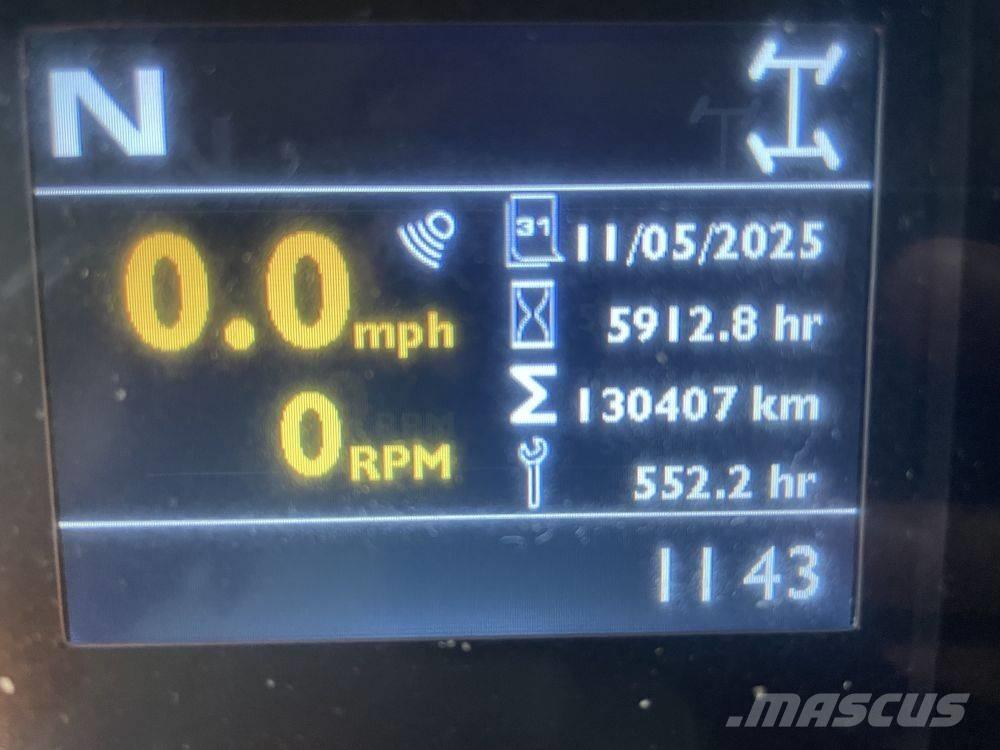 JCB 4220 トラクター