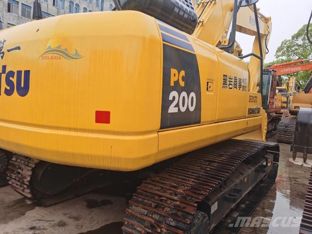 Komatsu PC 200-8 大型油圧ショベル12t以上（パワーショベル・ユンボ）