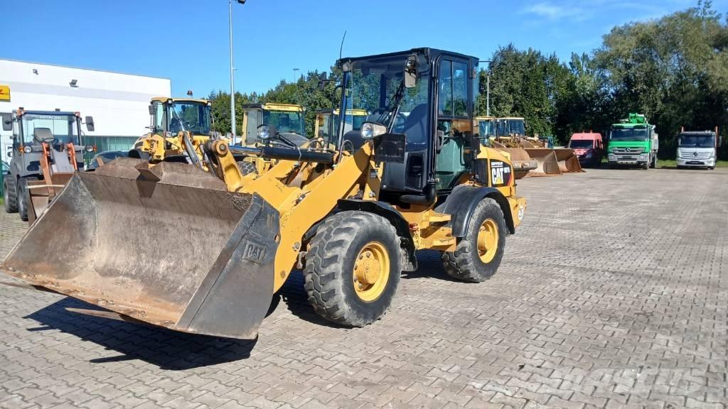 CAT 907 H 2 ホイールローダー・タイヤショベル