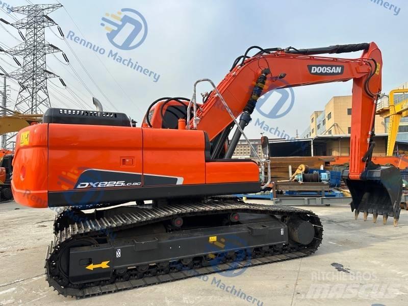 Doosan DX 225 LC-9C 大型油圧ショベル12t以上（パワーショベル・ユンボ）