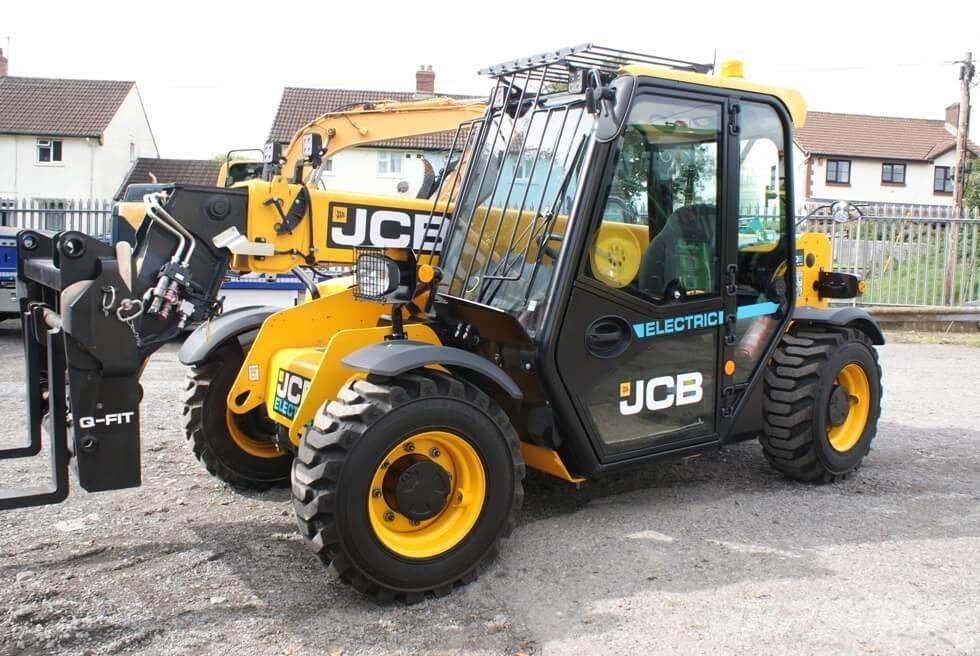 JCB 525-60 E テレスコーピックハンドラー