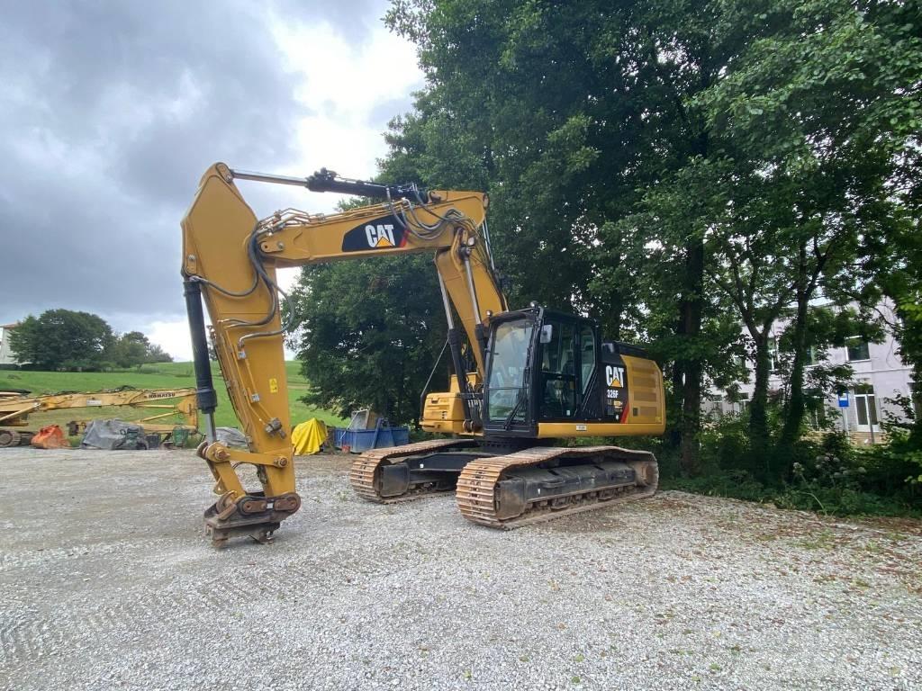 CAT 326 F 大型油圧ショベル12t以上（パワーショベル・ユンボ）