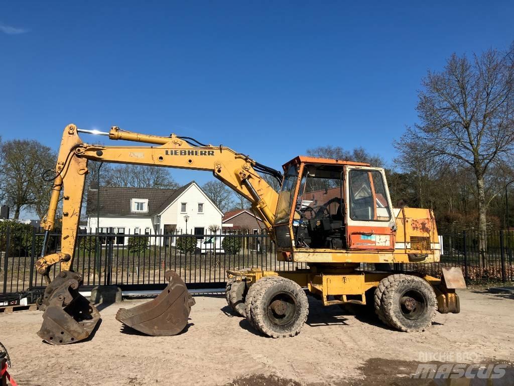 Liebherr A 900 B ホイール式油圧ショベル（パワーショベル・ユンボ・バックホー）