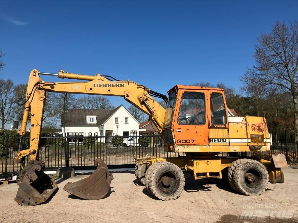 Liebherr A 900 B ホイール式油圧ショベル（パワーショベル・ユンボ・バックホー）