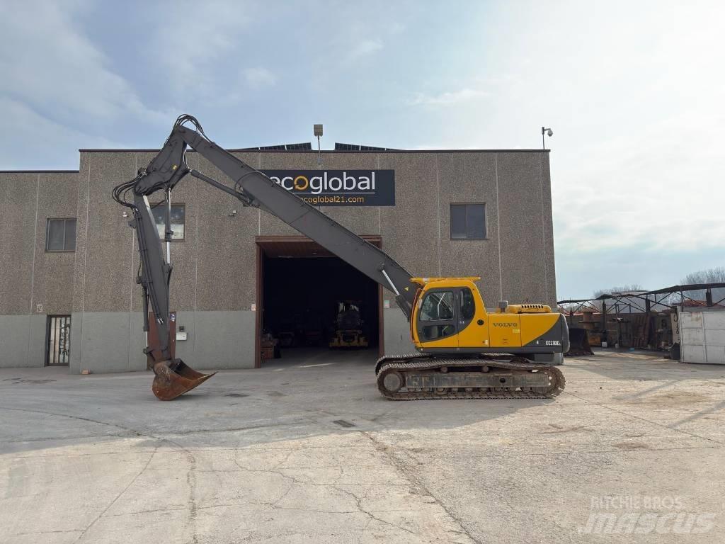 Volvo EC 210 LC 大型油圧ショベル12t以上（パワーショベル・ユンボ）