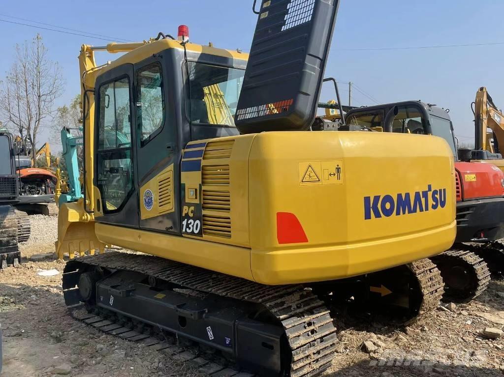 Komatsu PC 130-8 中型油圧ショベル 7ｔ-12ｔ（ユンボ・パワーショベル・バックホー）