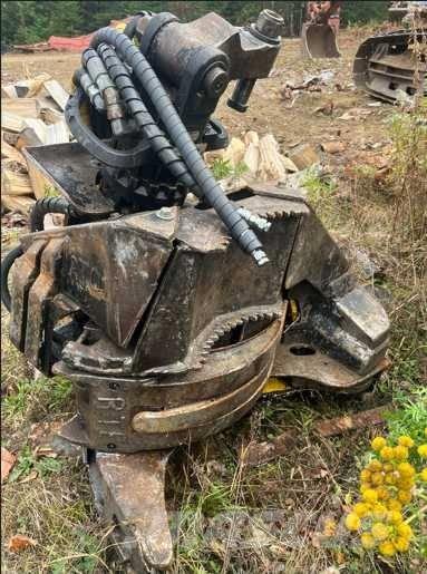 Hitachi EX110M-5 ハーベスター