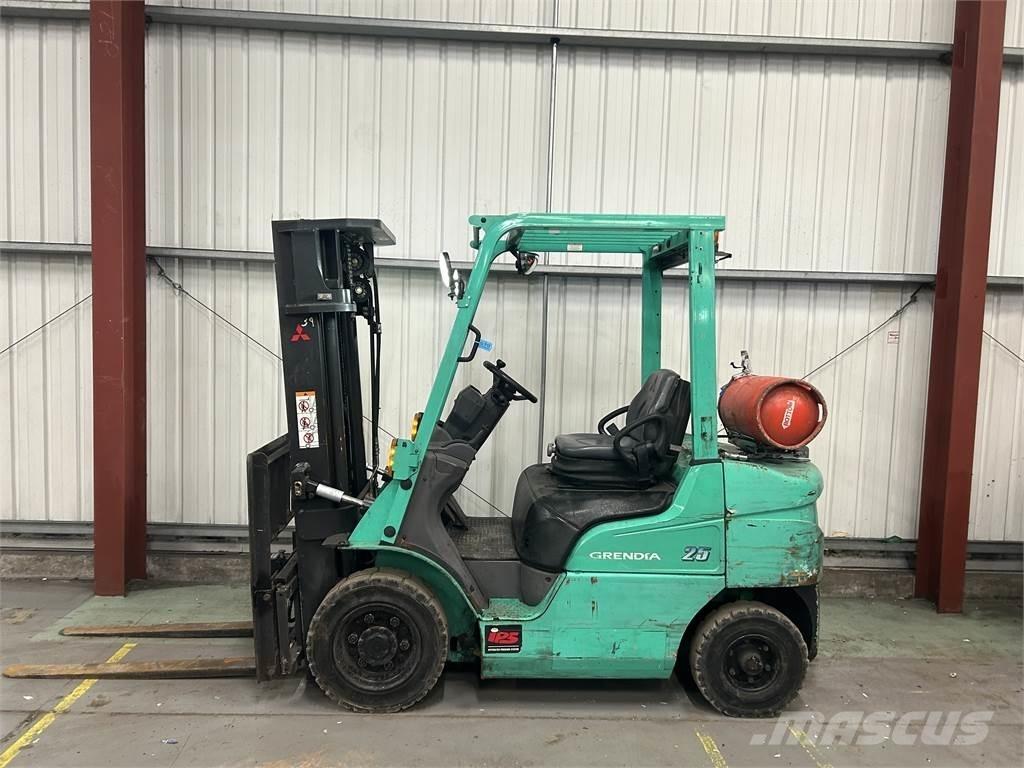 Mitsubishi FG25NT LPGフォークリフト