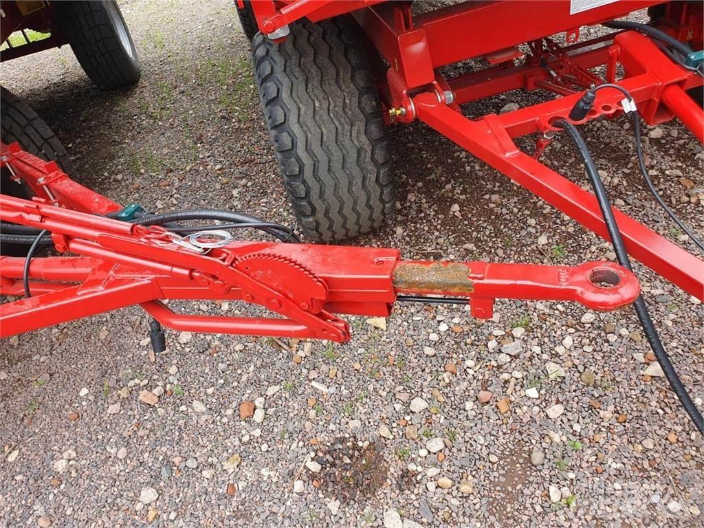 Farmtech ZDK 800 ダンプトレーラー