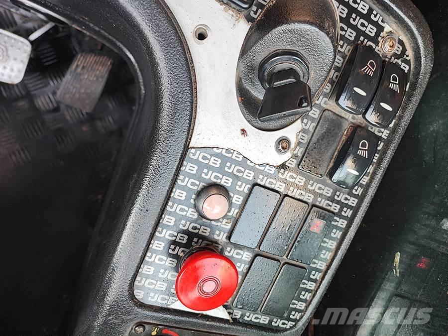 JCB TLT35D 4x4 テレスコーピックハンドラー