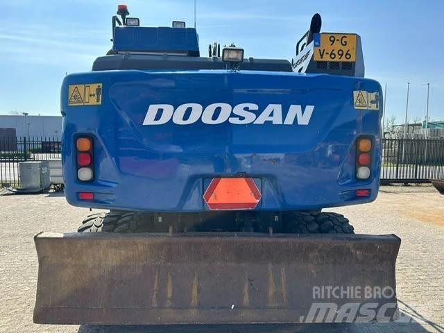 Doosan DX 170 W ホイール式油圧ショベル（パワーショベル・ユンボ・バックホー）