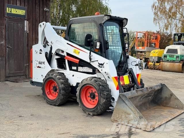 Bobcat S 530 スキッドステアローダー