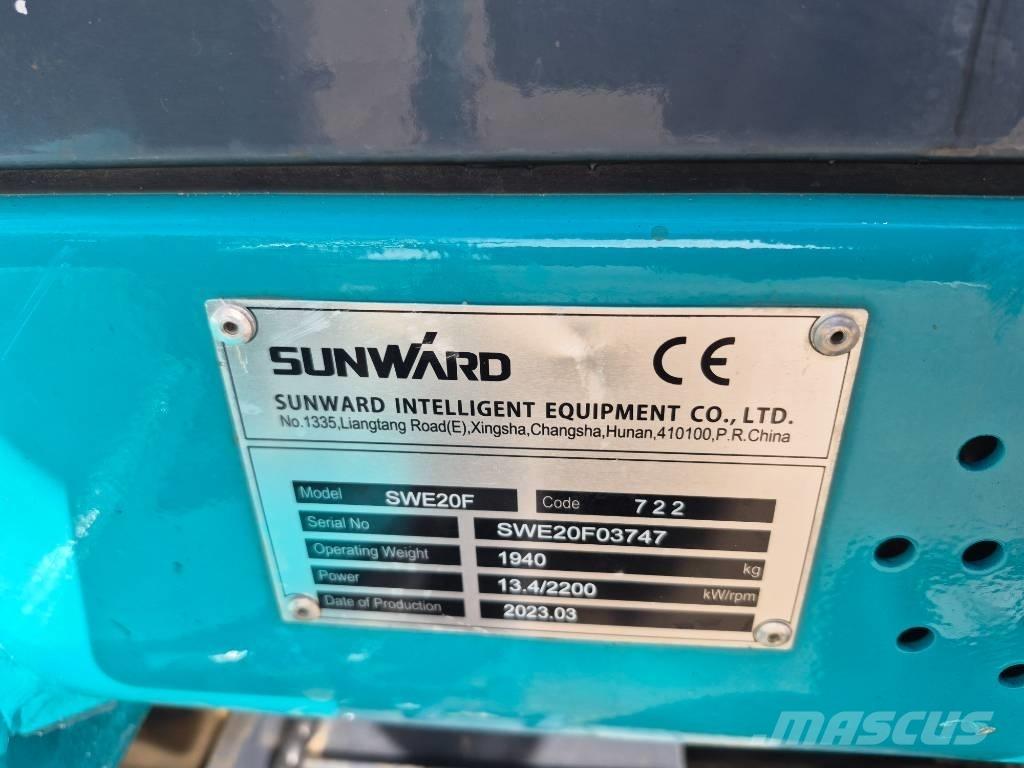 Sunward SWE 20 F ミニ油圧ショベル 7t以下（ミニユンボ・ミニディガー）