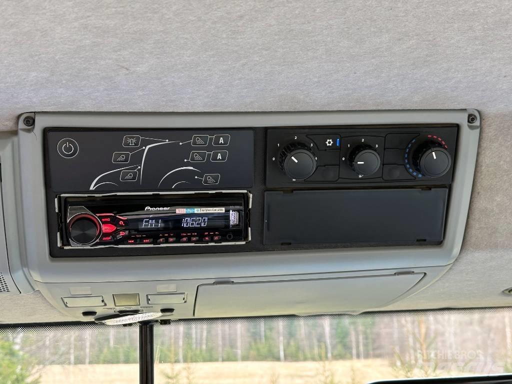 Valtra N 154 A トラクター