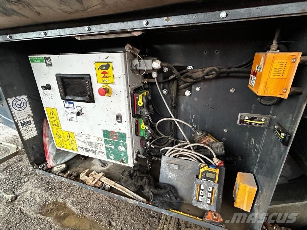 PowerScreen PT330 自走式クラッシャー