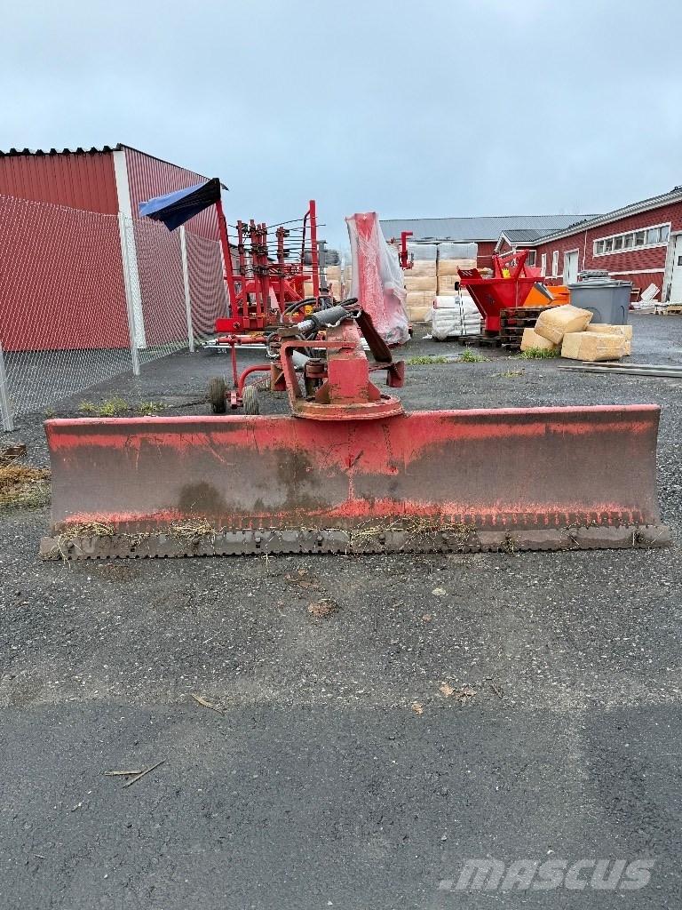 VM 300 JH 2 道路用レーキ