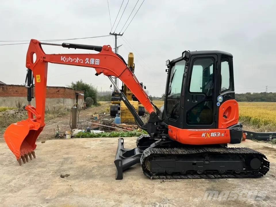Kubota KX163-5 ミニ油圧ショベル 7t以下（ミニユンボ・ミニディガー）