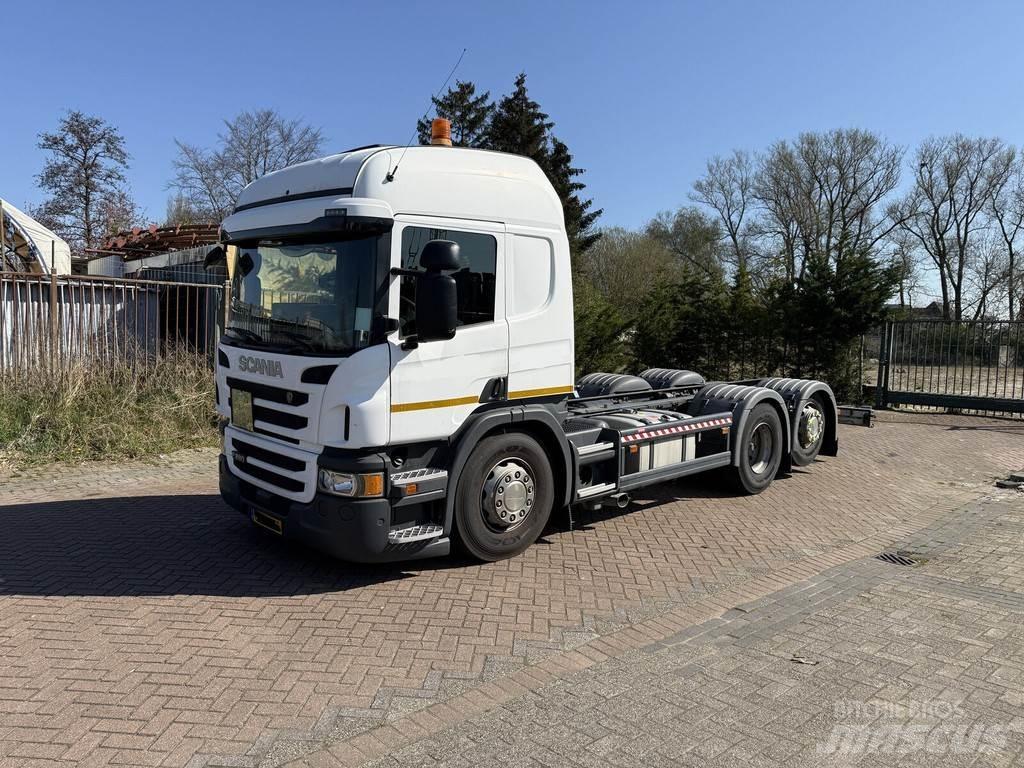 Scania P280 キャブ付きシャーシ