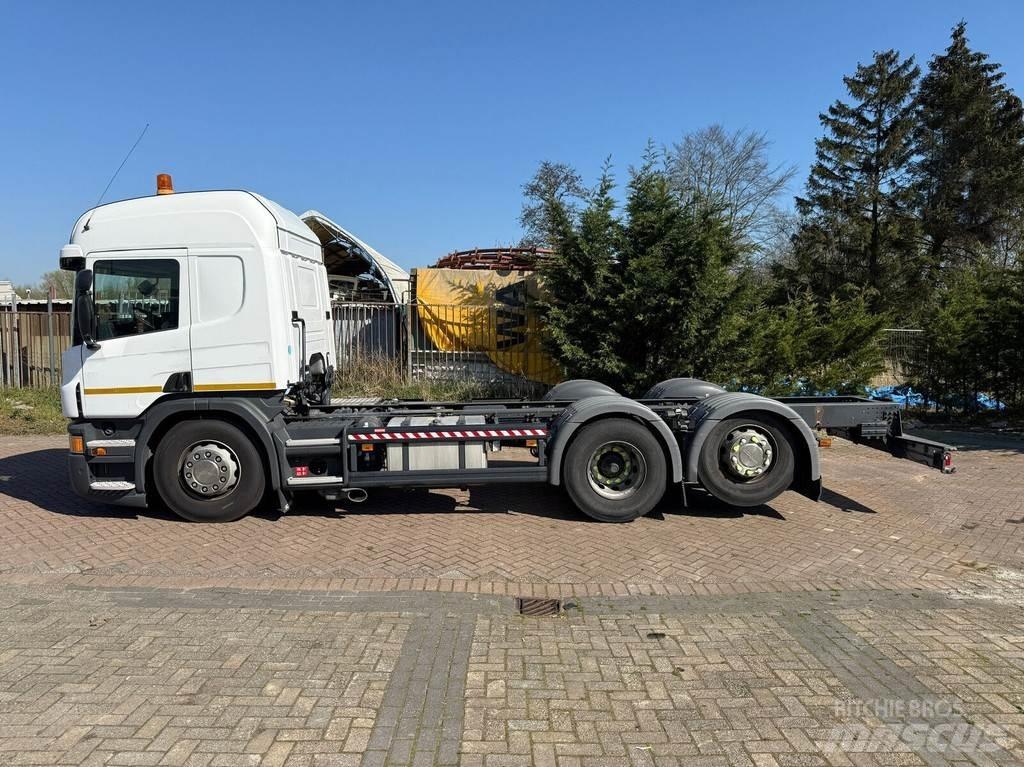 Scania P280 キャブ付きシャーシ