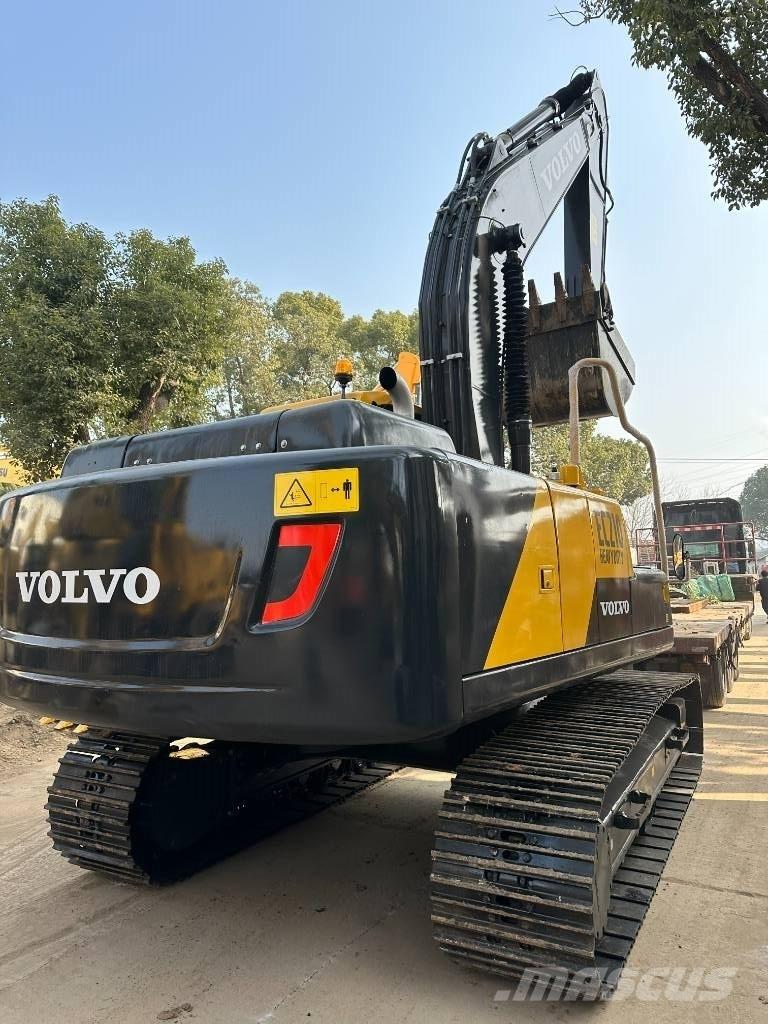 Volvo EC 210 大型油圧ショベル12t以上（パワーショベル・ユンボ）