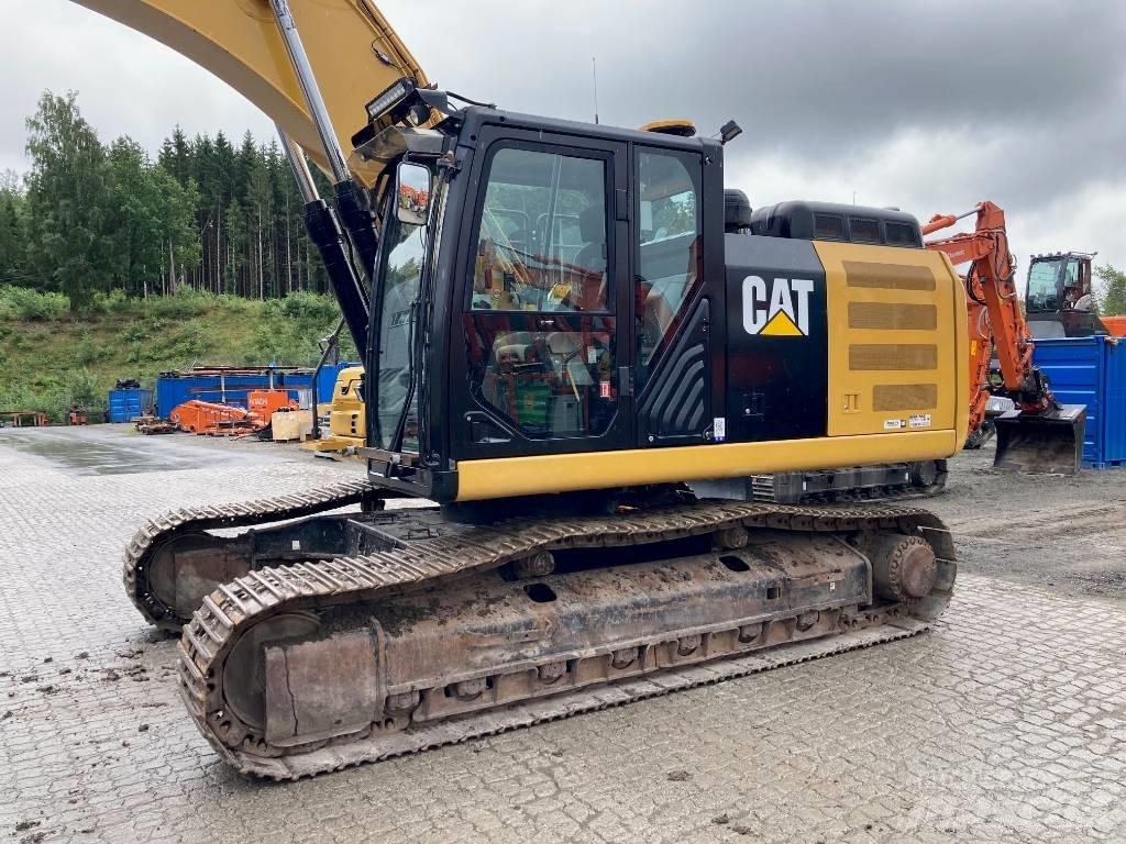 CAT 326 F L 大型油圧ショベル12t以上（パワーショベル・ユンボ）