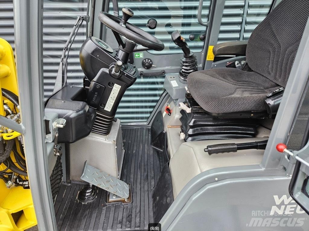Wacker Neuson WL 32 ホイールローダー・タイヤショベル