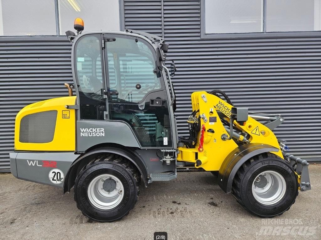 Wacker Neuson WL 32 ホイールローダー・タイヤショベル