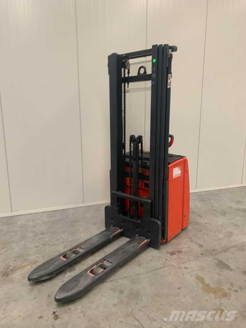 Linde L14I 自走式スタッカー
