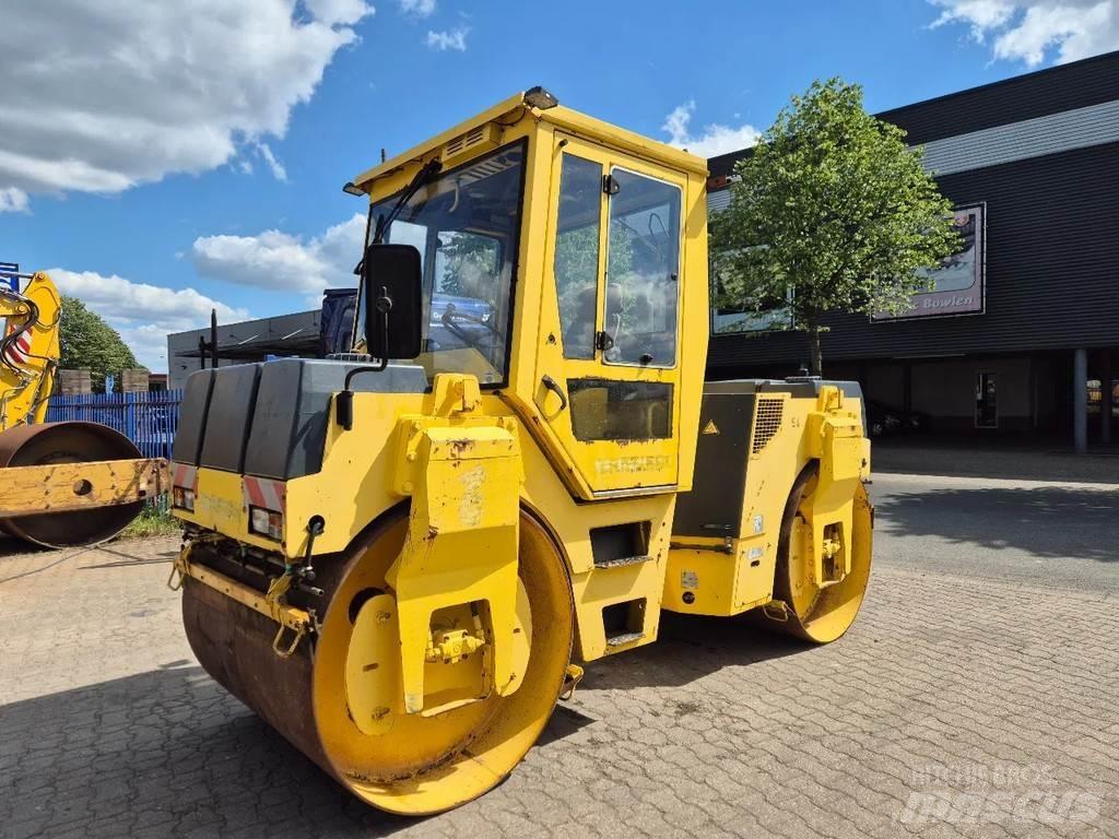 Bomag BW 144 AD-2 タンデムローラ
