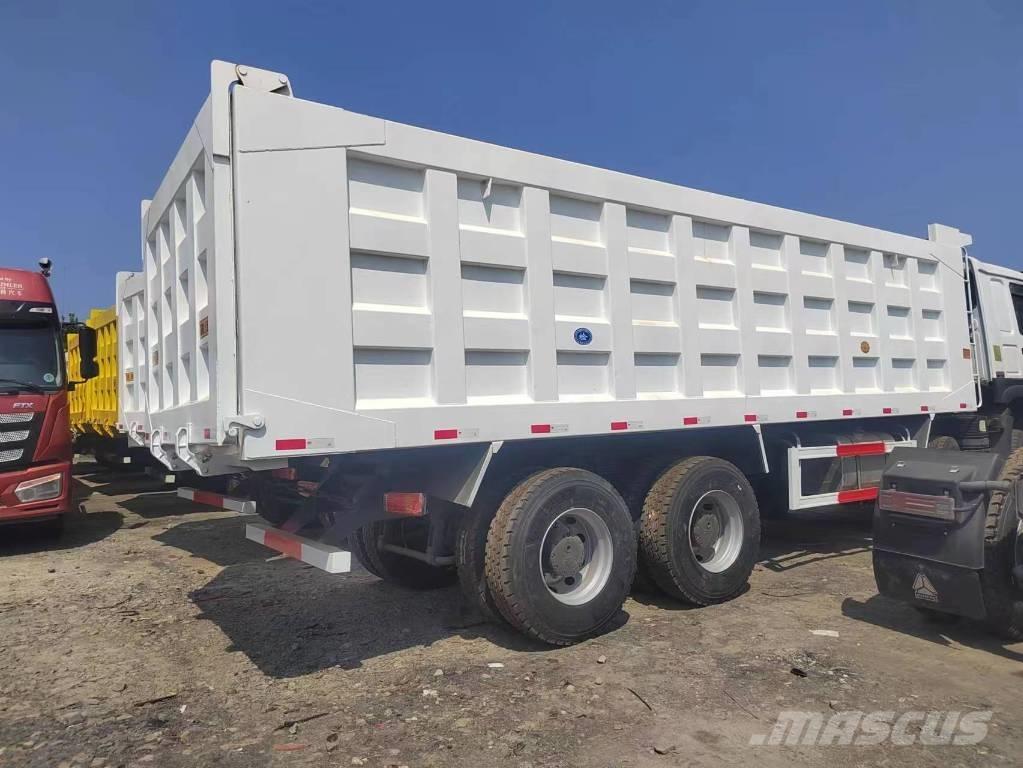 Howo 371 8x4 ダンプ