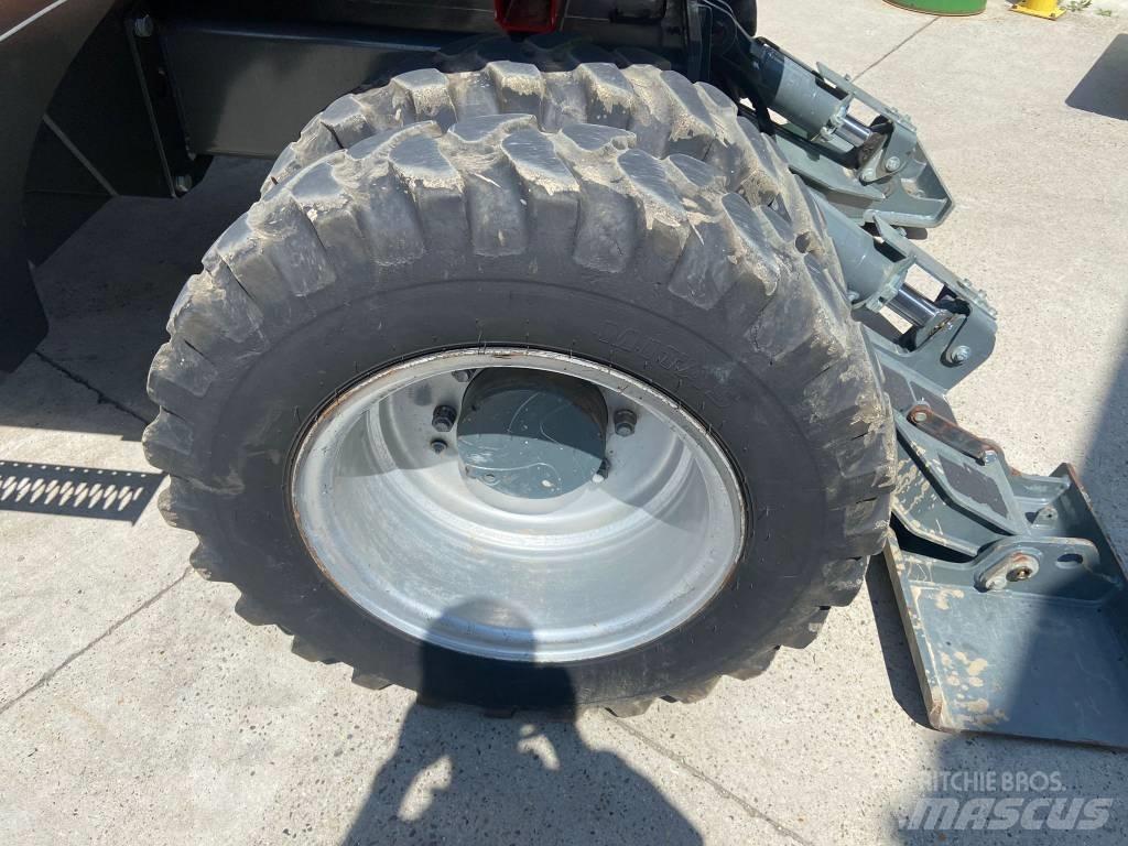 Wacker Neuson EW 100 ホイール式油圧ショベル（パワーショベル・ユンボ・バックホー）