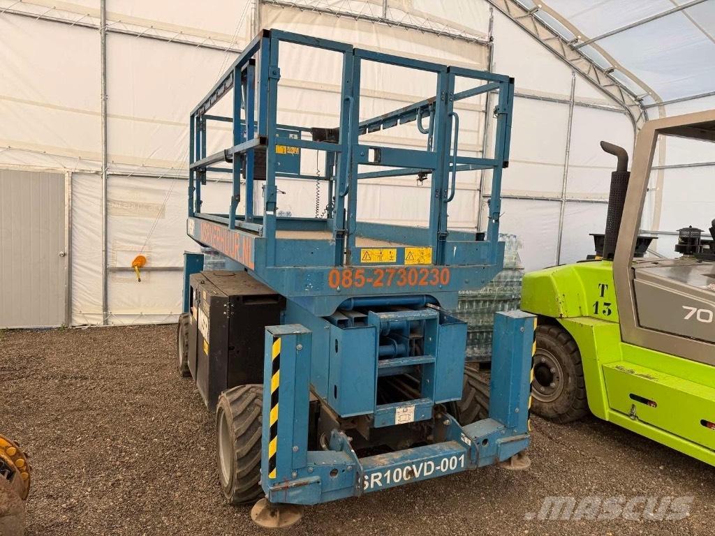 Genie GS 2669 RT シザースリフト
