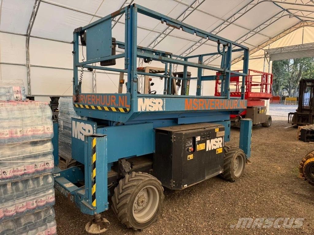 Genie GS 2669 RT シザースリフト