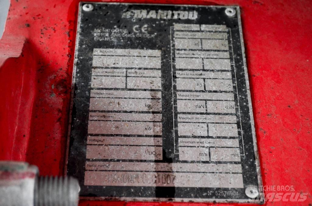 Manitou 200 ATJ RC ブームリフト　屈伸型