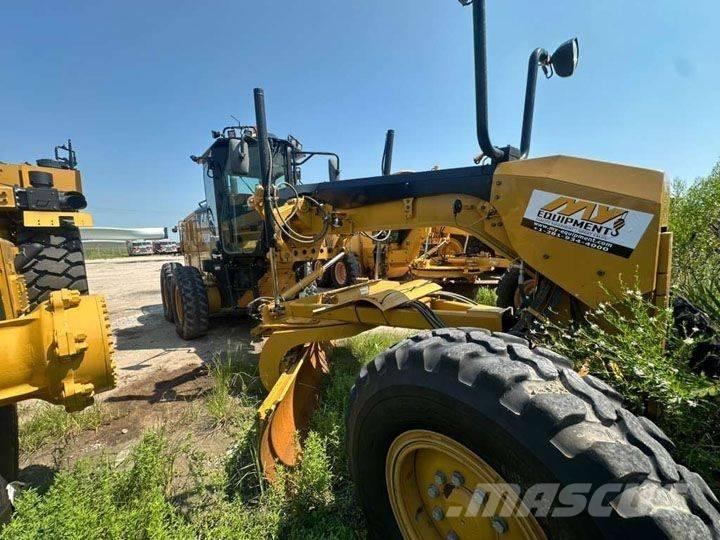 CAT 140 M 2 モーターグレーダー