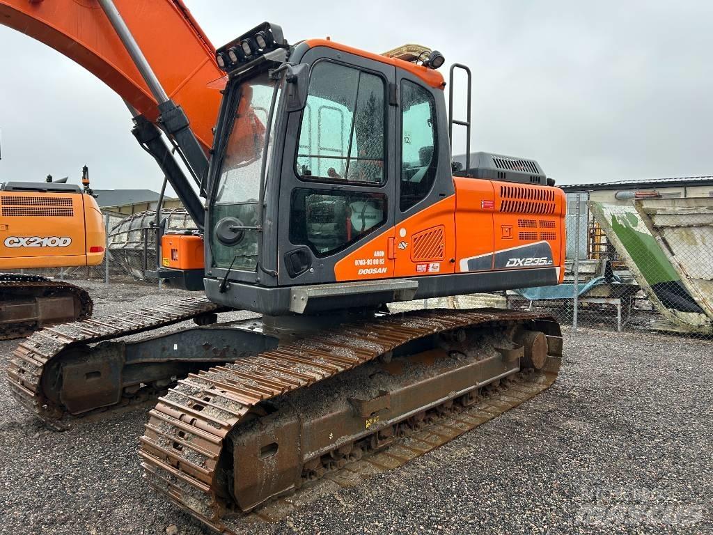 Doosan DX 235 LC-5 大型油圧ショベル12t以上（パワーショベル・ユンボ）