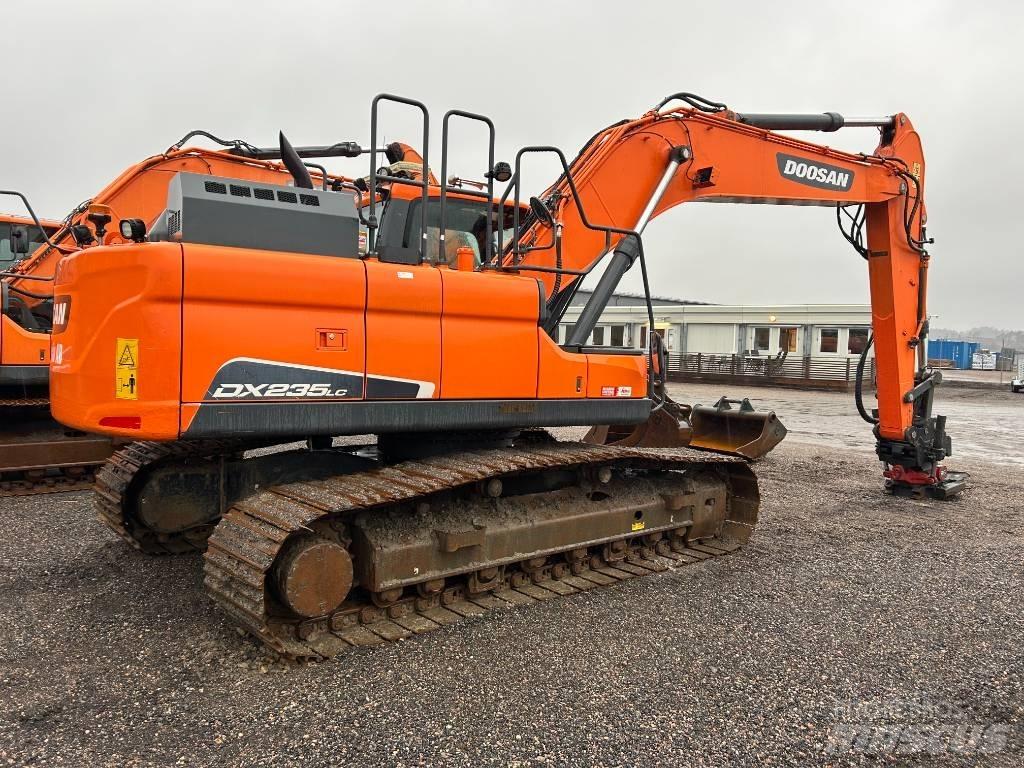 Doosan DX 235 LC-5 大型油圧ショベル12t以上（パワーショベル・ユンボ）