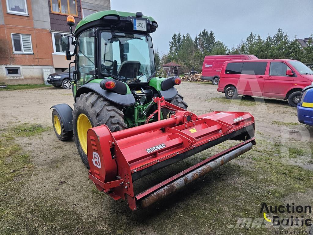 John Deere 4066 R トラクター