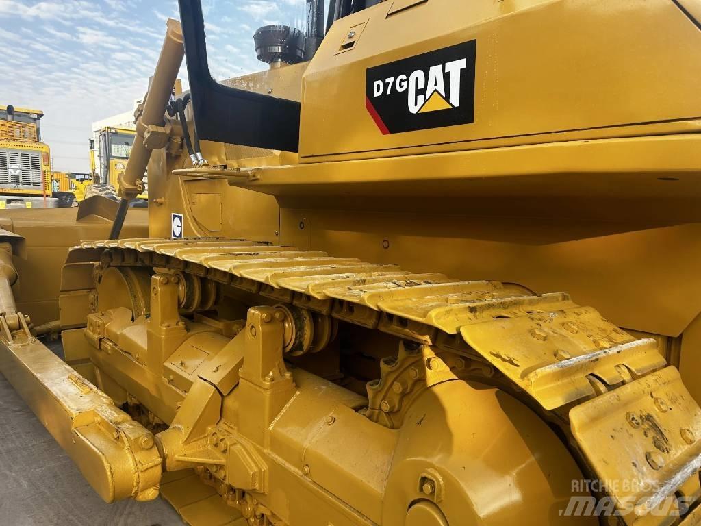 CAT D 7 G ブルドーザー
