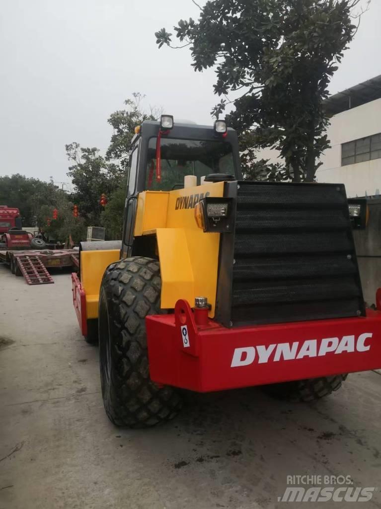 Dynapac CA 301 D 振動ローラ