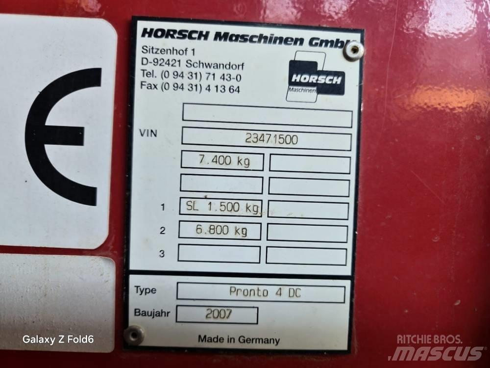 Horsch Pronto 4 DC コンビネーションドリル